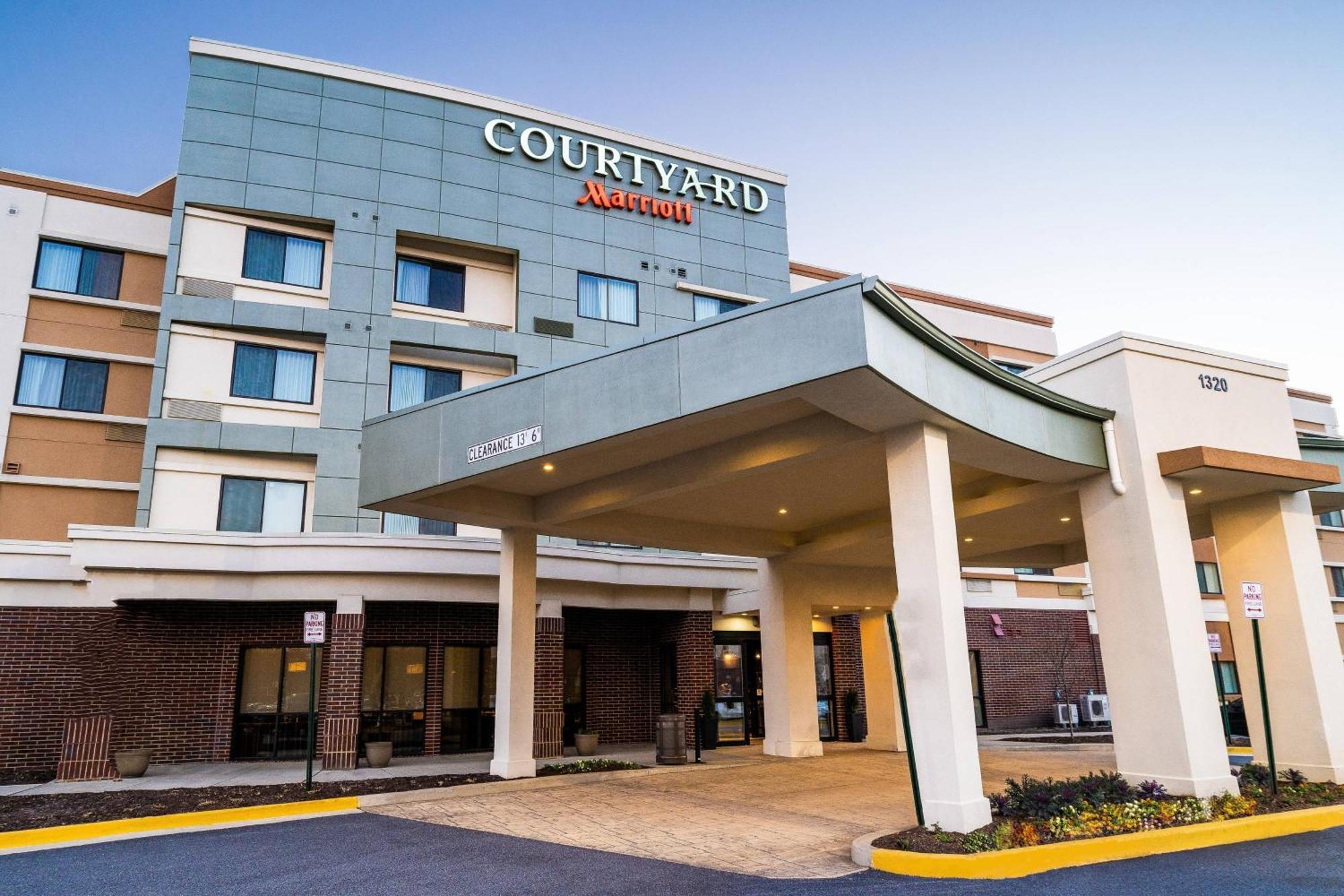 Courtyard Largo Medical Center Drive Hotel Buitenkant foto